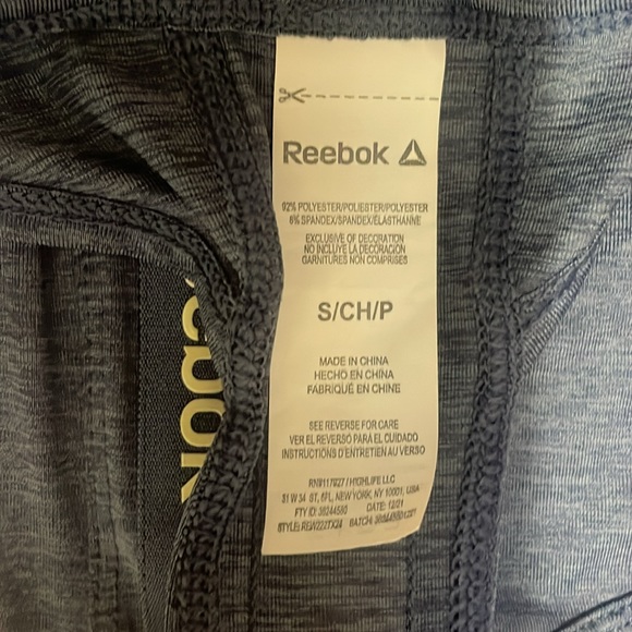 Reebok workout tank - Picture 2 of 2